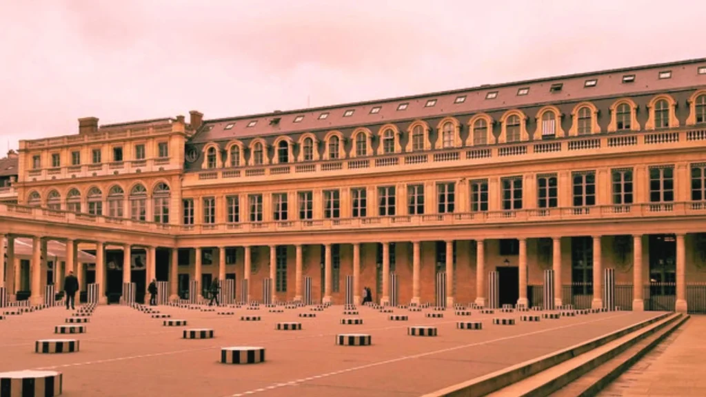Emily In Paris Filming Locations, Palais Royal