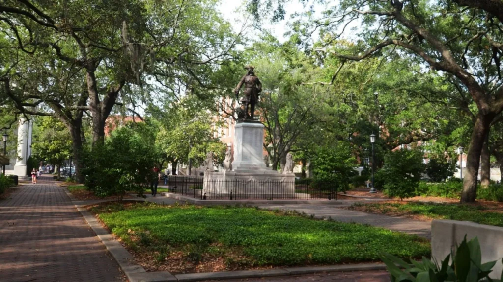 Forest Gump Filming Locations, Chippewa Square, Savannah, GA