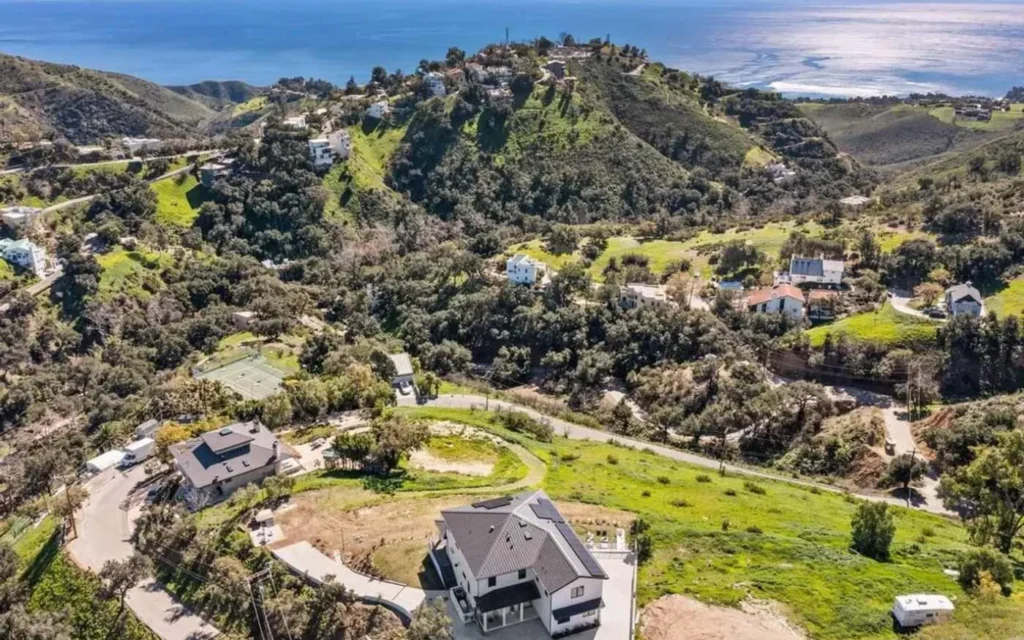 Beef Filming Locations, Carrita Rd, Malibu, California, USA (Image credit_ The Agency)