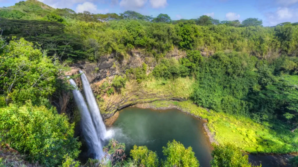 Jungle Cruise Filming Locations, Kapaia Reservoir, Wailua Falls, Kauai (Image credit: tripstodiscover)
