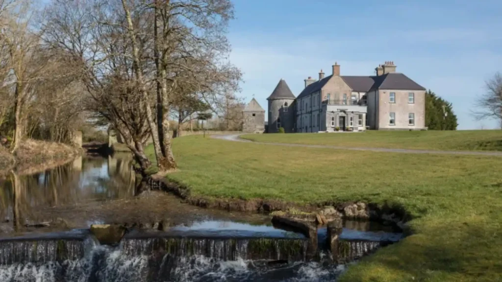 The Quiet Man Filming Locations, Ballyglunin, Ireland (Image credit: ballygluninpark)