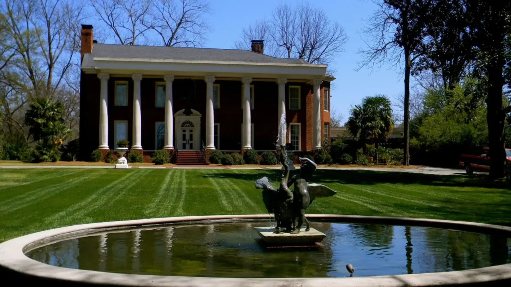 The Vampire Diaries Filming Locations, Tyler's House (Image credit: pinterest)