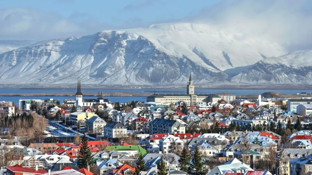 Tonight You're Sleeping with Me Filming Locations, Iceland (Image credit: britannica)