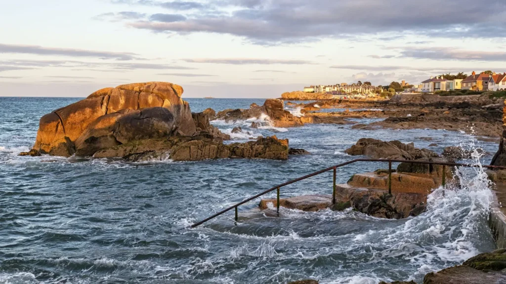 Bad Sisters Filming Locations, Forty Foot, County Dublin, Ireland (image credit_ lonelyplanet)