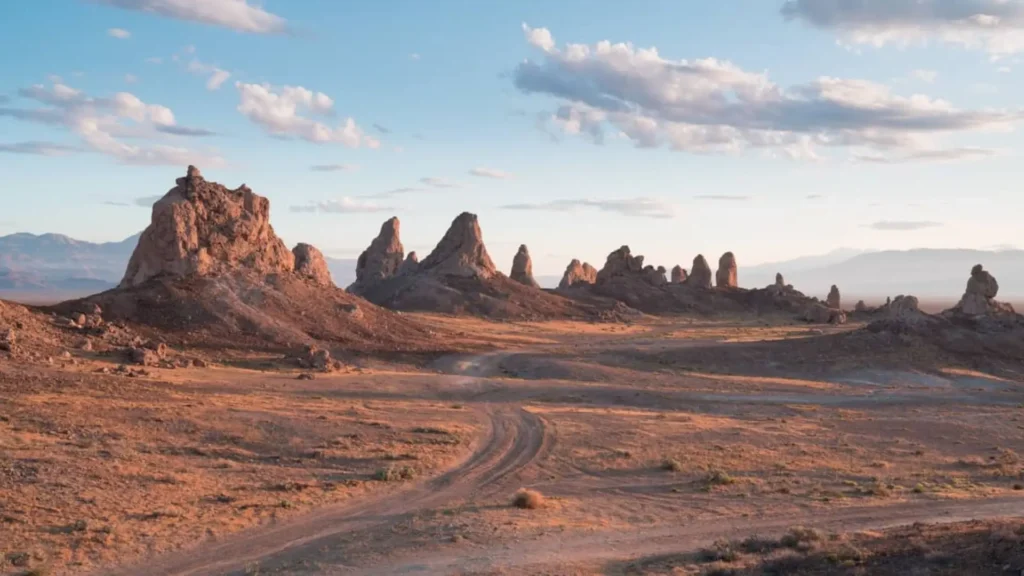 Time Trap Filming Locations, Trona, California (image credit travelinusa)