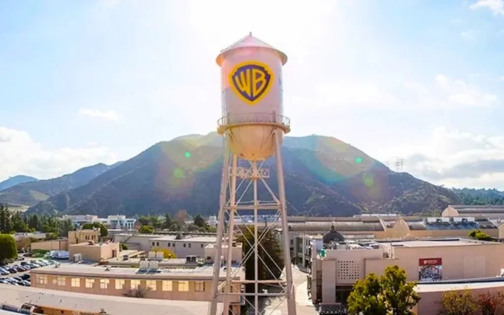 Dunkirk Filming Locations, Warner Brothers Burbank Studios - 4000 Warner Boulevard, Burbank, California, USA
