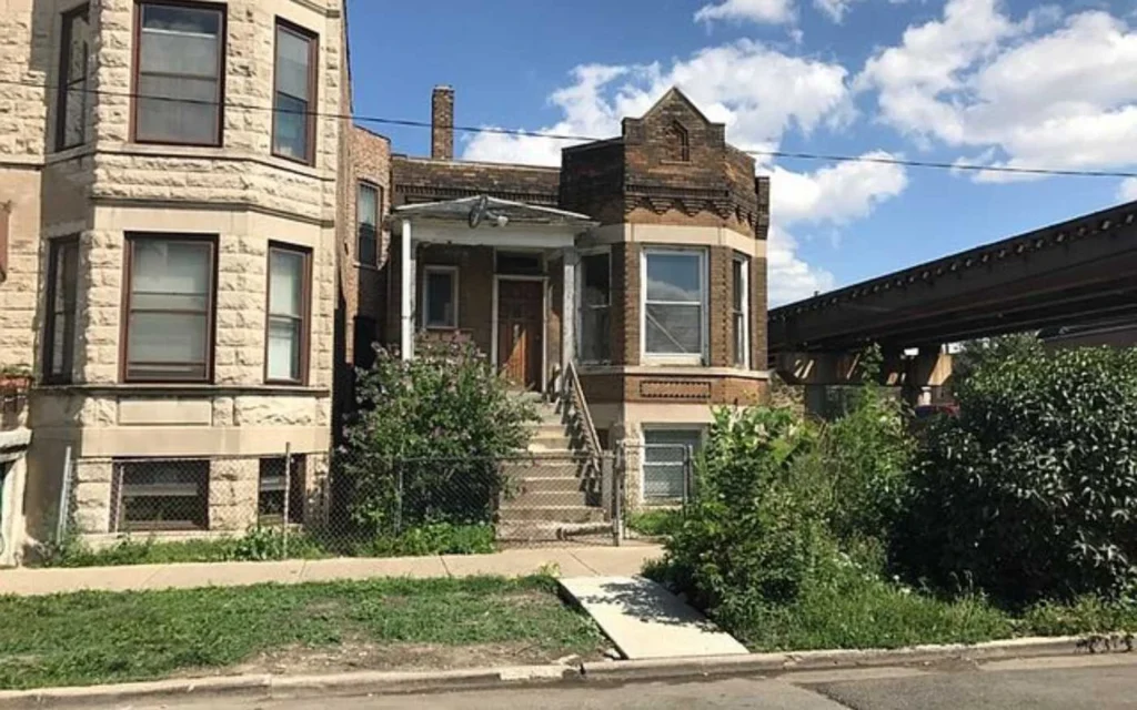 Shameless Filming Locations, 1955 S Trumbull Ave, Chicago, Illinois, USA (Image Credit_ Zillow)