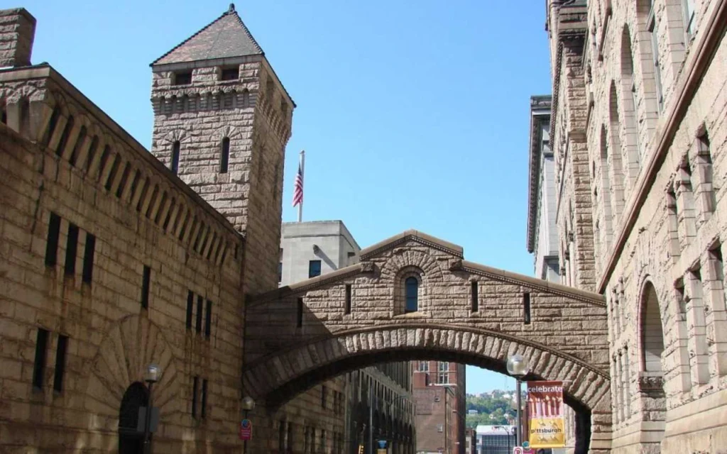 The Silence of the Lambs Filming Locations, Old Allegheny County Jail - 5th Ave & Ross Street, Pittsburgh, Pennsylvania, USA
