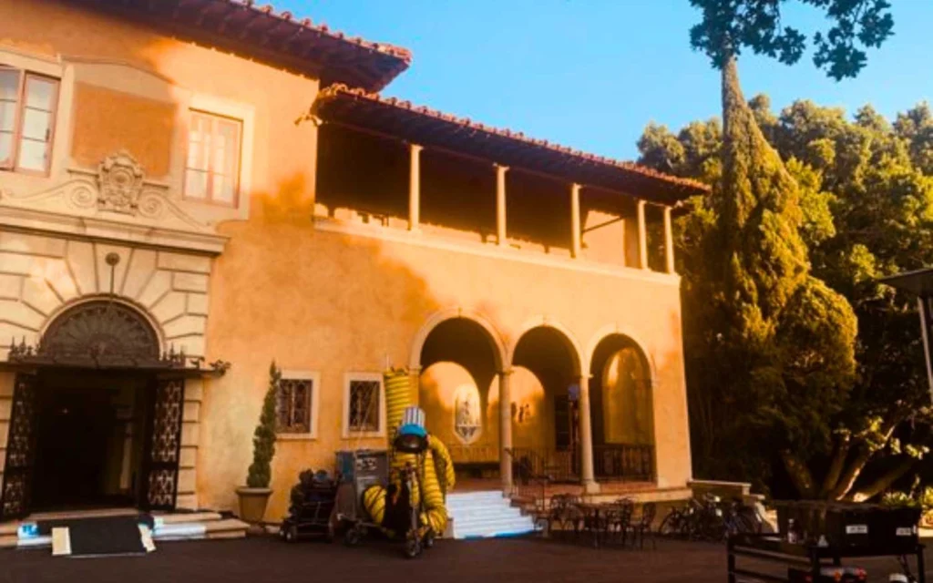 The Princess Diaries Filming Locations, Alverno High School - 200 North Michillinda Avenue, Sierra Madre, California, USA