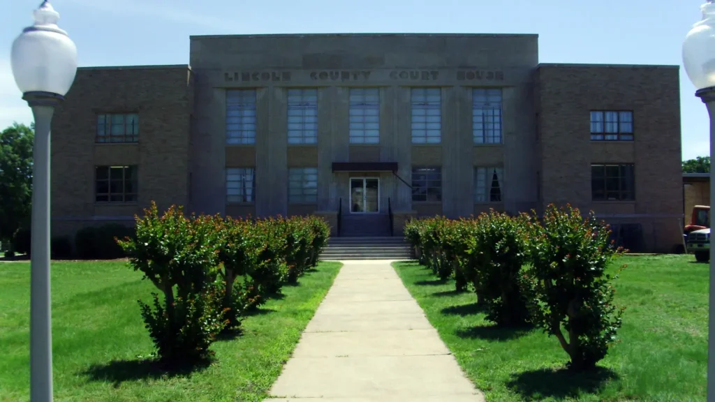 True Detective Season 3 Filming Locations, Lincoln, Arkansas, USA