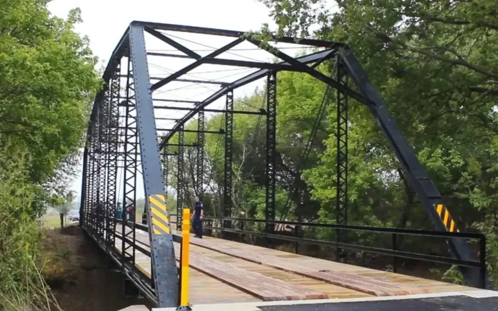 Varsity Blues Filming Locations CR 456 bridge over Brushy Creek, Coupland