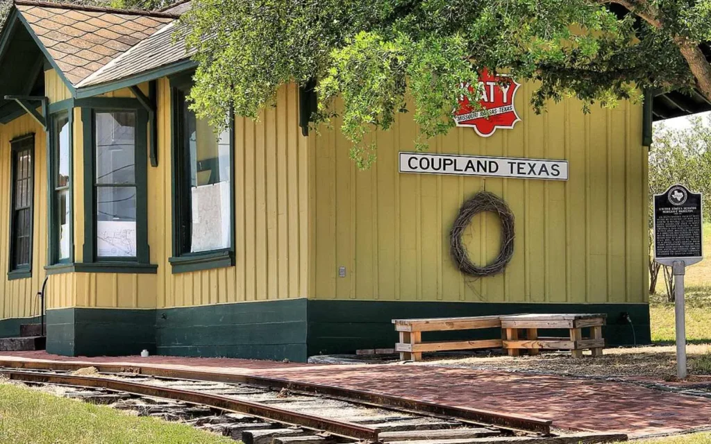 Varsity Blues Filming Locations Coupland, Texas, USA