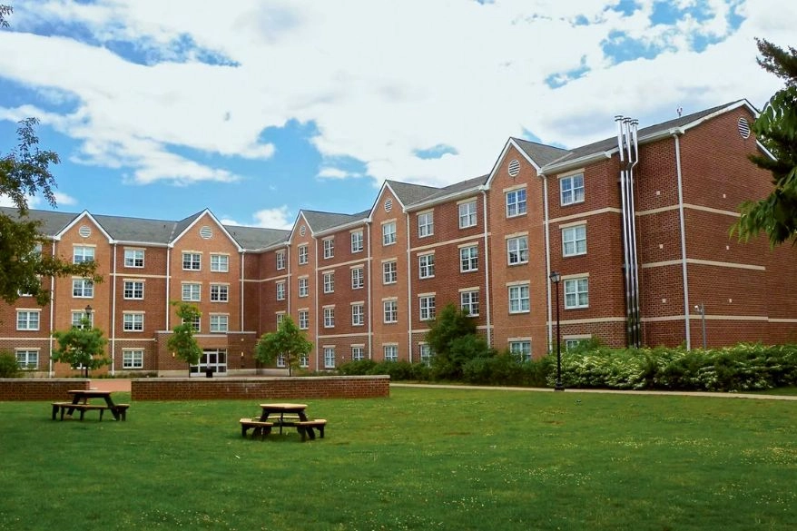 Cat Person Filming Locations, Fairleigh Dickinson University, New Jersey, USA
