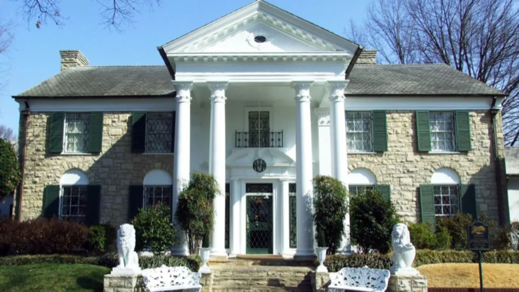 Christmas at Graceland Filming Locations, Memphis, Tennessee, USA
