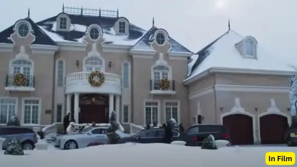 Bad Santa 2 Filming Locations Waterfront Mansion In Quebec, Canada (2)