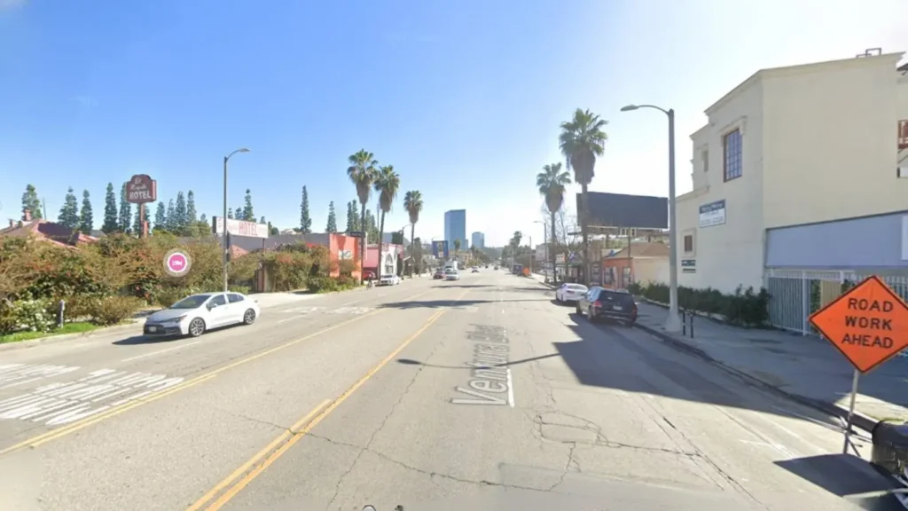 Beverly Hills Cop 3 Filming Locations, 11117 Ventura Blvd, Studio City, California, USA