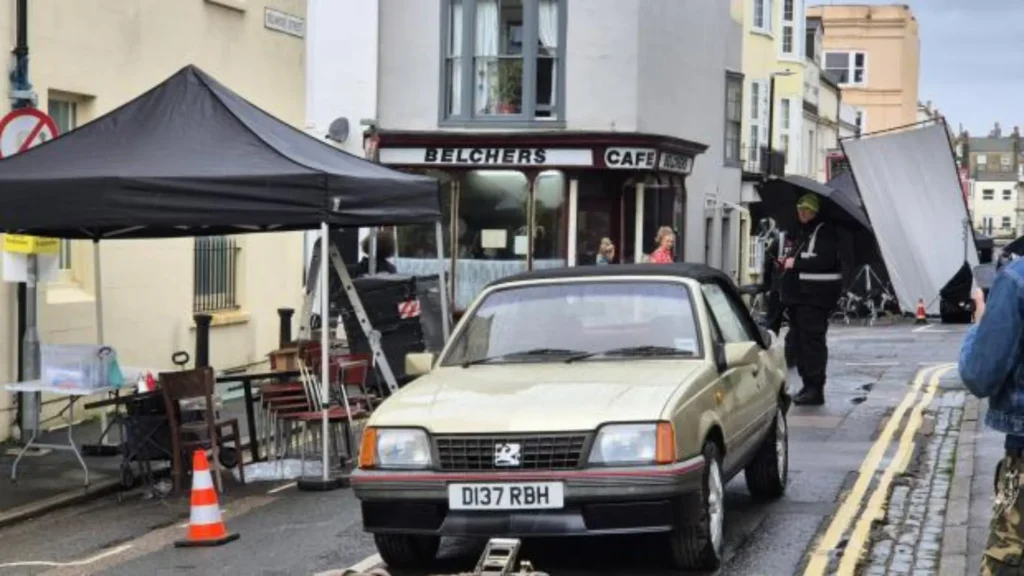 Matt Smith Stars in Nick Cave's _The Death of Bunny Munro_ Filming in Brighton (4)