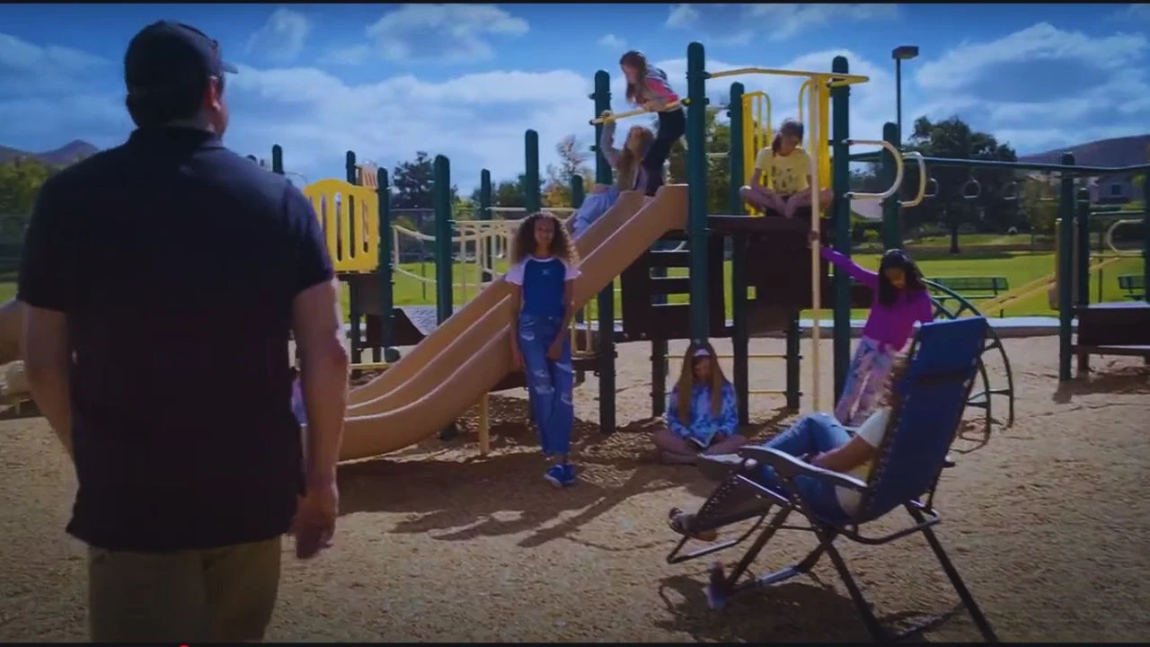 Little Angels Filming in Los Angeles, California, USA (2)