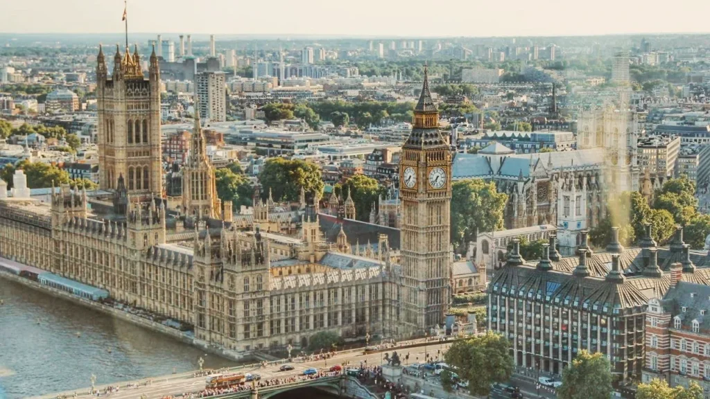 Practical Magic 2 filming in London, England, UK (1)