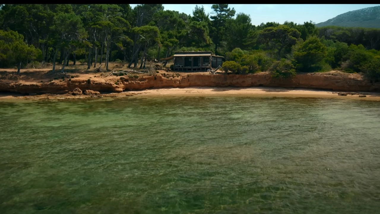 A Bay in Mugoni beach in Alghero featured in The Iris Affair