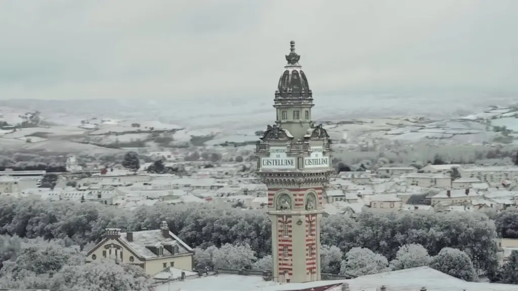 Champagne De Castellane Featured in Champagne Problems