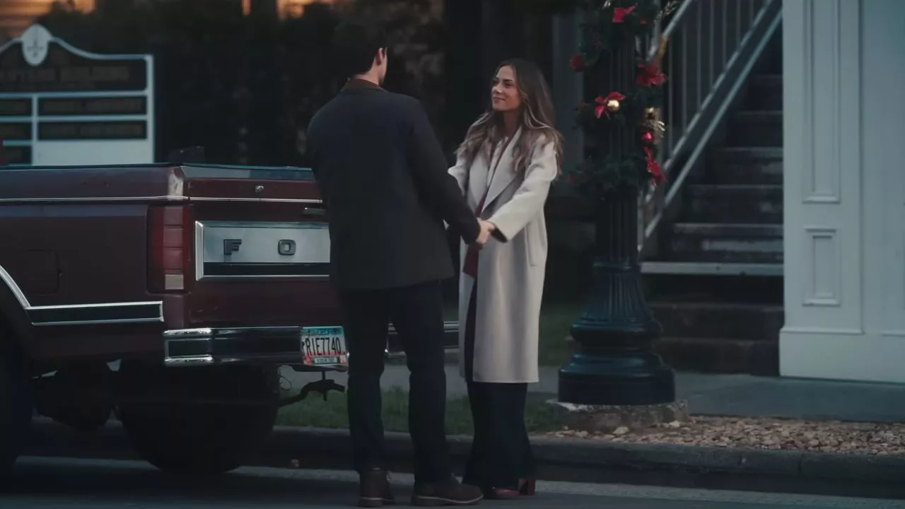 Jana Kramer and Benjamin Hollingsworth in The Christmas Ring (2025)
