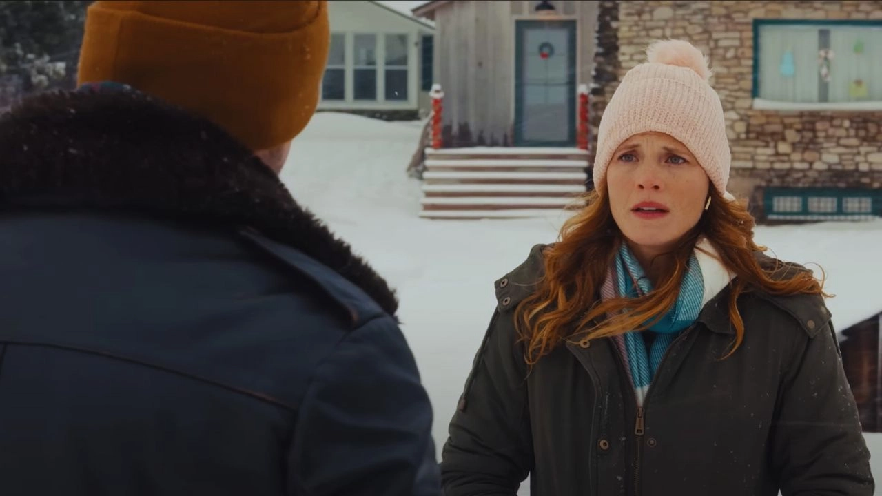 Katie Leclerc as Emma Parker in A Cherry Pie Christmas