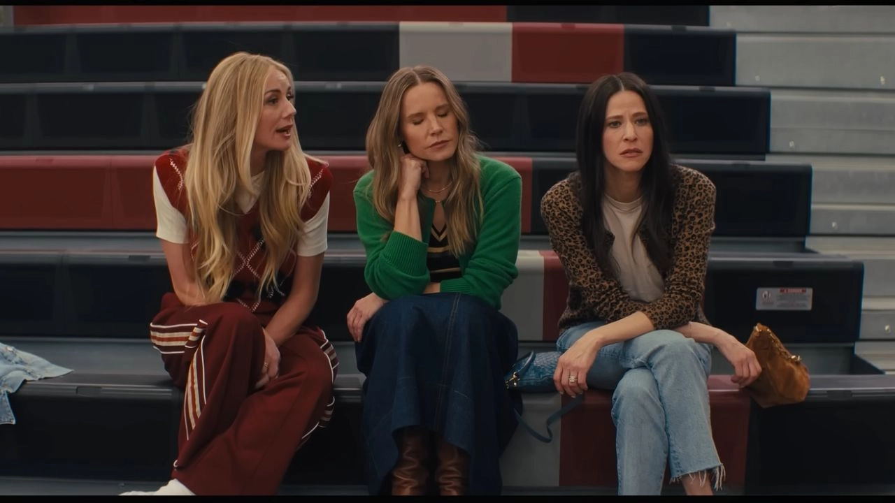 Kristen Bell, Jackie Tohn, and Justine Lupe in Nobody Wants This (2024)
