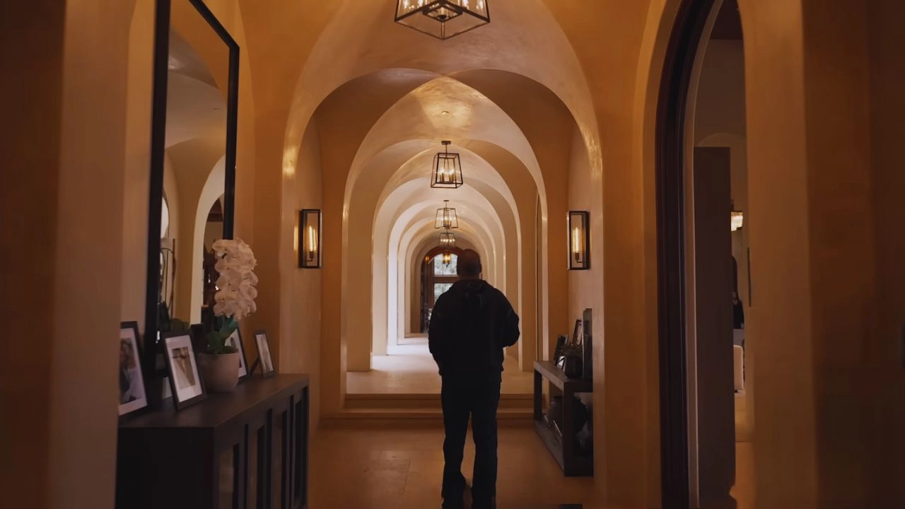 Eddie Murphy’s Private Home Interior in Beverly Park, LA Featured in Being Eddie