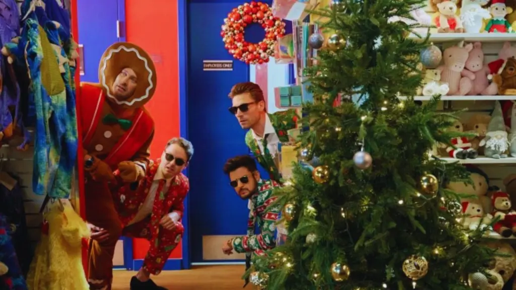 Local Mall (Santa's Workshop) of Vancouver Featured in Three Wisest Men