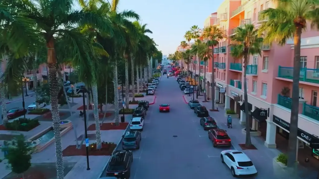 Members Only: Palm Beach Filming Locations (Netflix 2025) 8 Mizner Park, Boca Raton Featured in Members Only_ Palm Beach