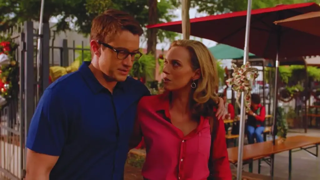 Robert Buckley and Hilarie Burton Morgan in The Christmas Contract (2018)