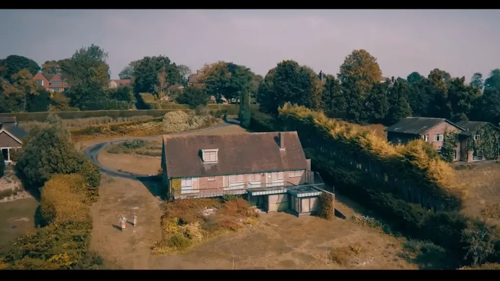 Netflix's Unchosen Filming Locations (2026-) 2 A House in London, England, United Kingdom Appears in Netflix's Unchosen