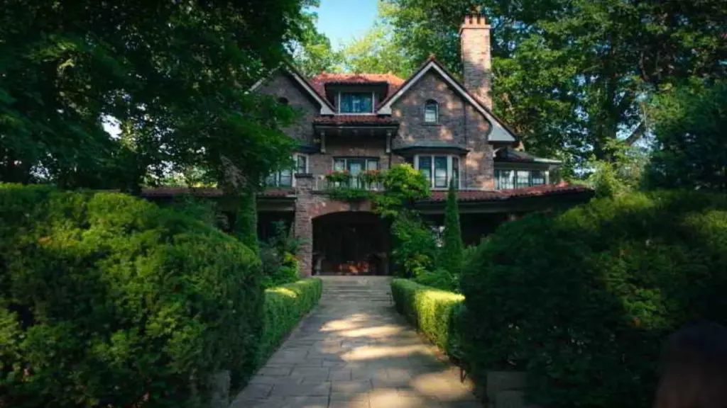 Vladimir Filming Locations (2026-) 7 Jeremiah Dinwoody House, Toronto Featured in Vladimir