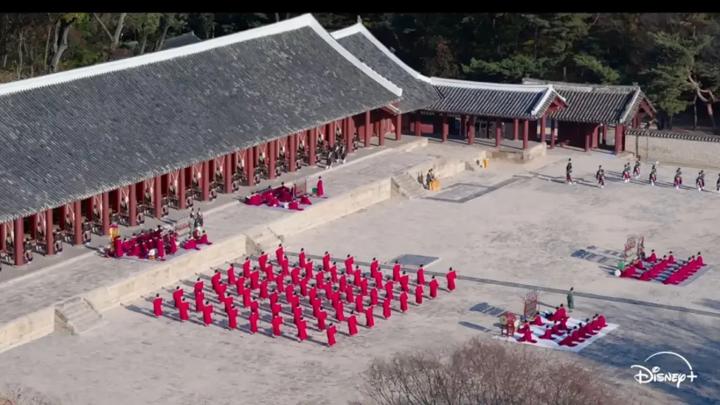 Changdeokgung Palace, Seoul Featured in Perfect Crown