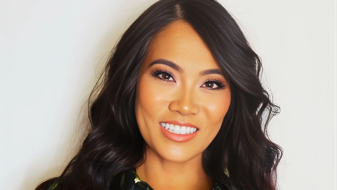 Dr. Pimple Popper Star Sandra Lee Suffered a Stroke While Filming — And Is Now Speaking Out for the First Time