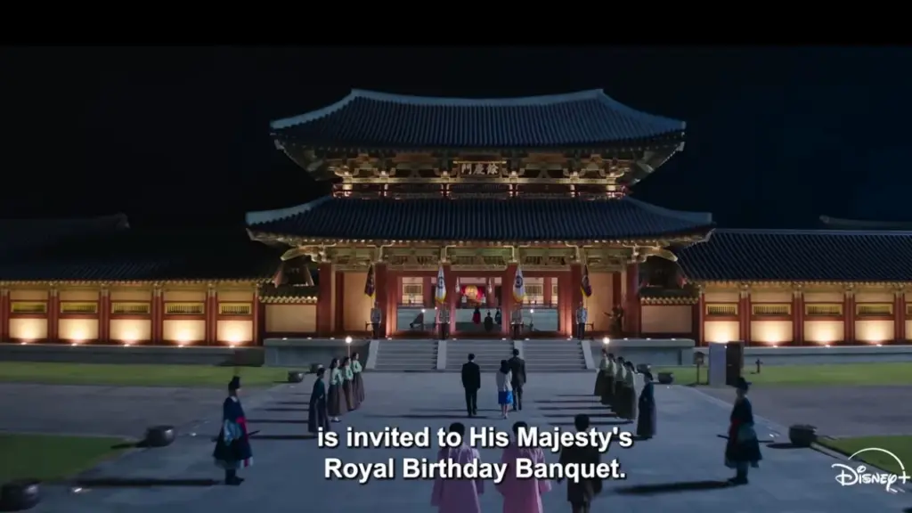 Gyeongbokgung Palace, Seoul Featured in Perfect Crown (3)