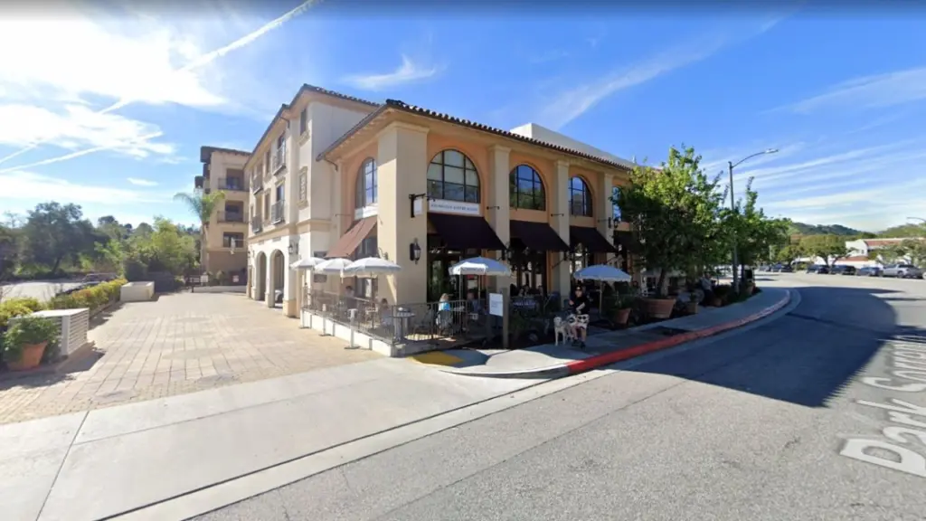 Calabasas Confidential Filming Locations (2026) 6 Calabasas Coffee House, Calabasas in Real