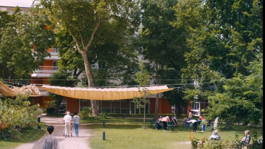 Care Home in the Paris Suburbs, France Featured in All of a Sudden (3)
