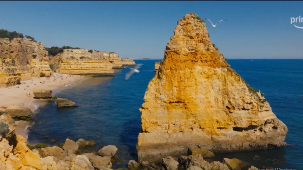 Praia da Marinha, Algarve Featured in Love of Your Life